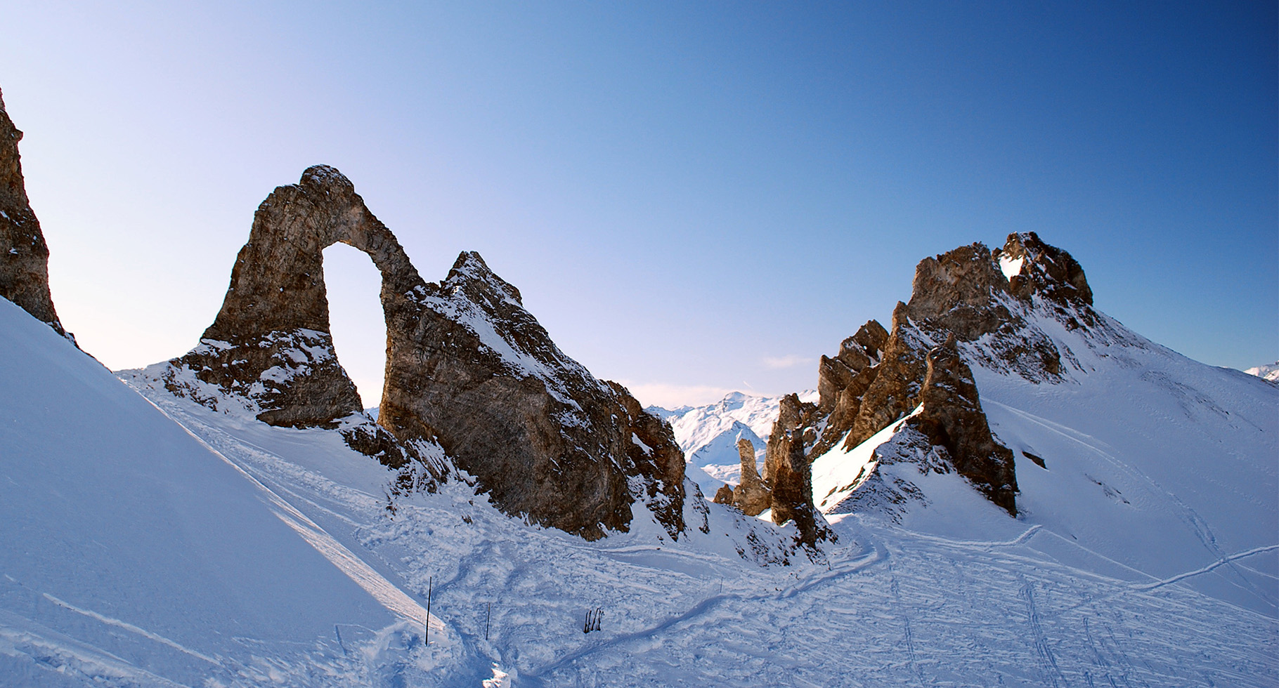 Tignes Arch
                            